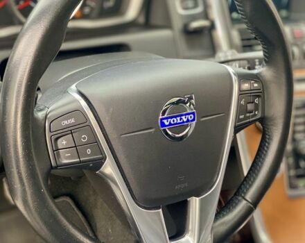 Чорний Вольво ХС60, об'ємом двигуна 2 л та пробігом 282 тис. км за 12900 $, фото 12 на Automoto.ua