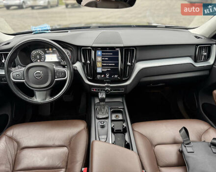 Черный Вольво ХС60, объемом двигателя 1.97 л и пробегом 100 тыс. км за 22500 $, фото 16 на Automoto.ua