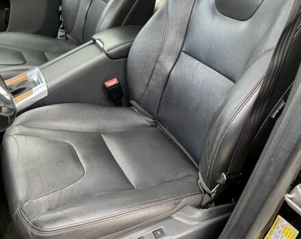 Чорний Вольво ХС60, об'ємом двигуна 2 л та пробігом 282 тис. км за 12900 $, фото 11 на Automoto.ua