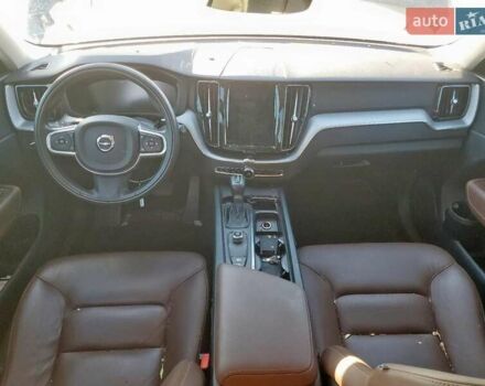 Вольво ХС60 2017 в Кропивницком (Кировограде) на Automoto.ua Черный Вольво ХС60, объемом двигателя 2 л и пробегом 123 тыс. км за 7000 $, фото 7 на Automoto.ua