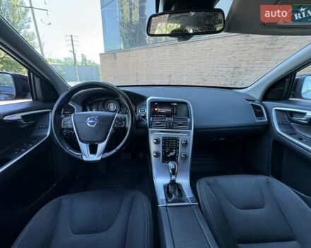 Чорний Вольво ХС60, об'ємом двигуна 1.97 л та пробігом 270 тис. км за 18500 $, фото 12 на Automoto.ua