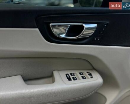 Черный Вольво ХС60, объемом двигателя 1.97 л и пробегом 108 тыс. км за 27300 $, фото 12 на Automoto.ua