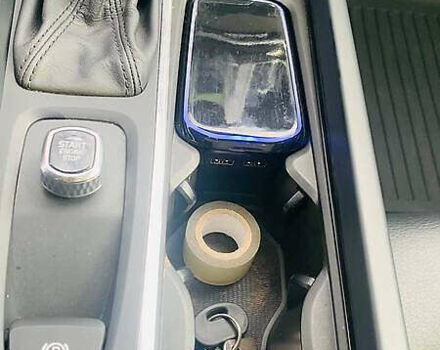 Чорний Вольво ХС60, об'ємом двигуна 1.97 л та пробігом 60 тис. км за 23000 $, фото 15 на Automoto.ua