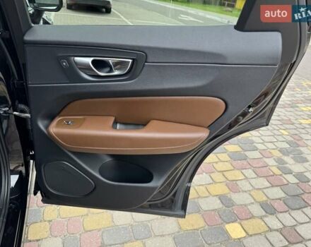 Черный Вольво ХС60, объемом двигателя 2 л и пробегом 82 тыс. км за 26999 $, фото 43 на Automoto.ua