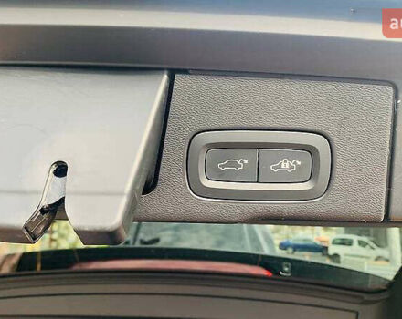 Чорний Вольво ХС60, об'ємом двигуна 1.97 л та пробігом 60 тис. км за 23000 $, фото 14 на Automoto.ua