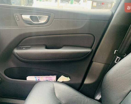 Чорний Вольво ХС60, об'ємом двигуна 1.97 л та пробігом 60 тис. км за 23000 $, фото 9 на Automoto.ua