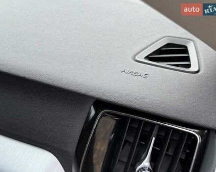 Черный Вольво ХС60, объемом двигателя 2 л и пробегом 82 тыс. км за 26999 $, фото 49 на Automoto.ua