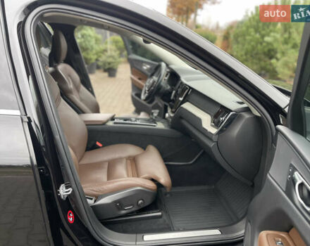 Черный Вольво ХС60, объемом двигателя 2 л и пробегом 172 тыс. км за 27999 $, фото 27 на Automoto.ua