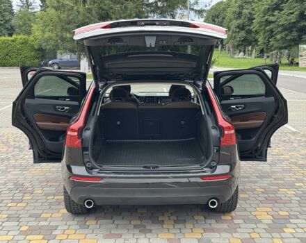 Чорний Вольво ХС60, об'ємом двигуна 2 л та пробігом 82 тис. км за 26999 $, фото 16 на Automoto.ua