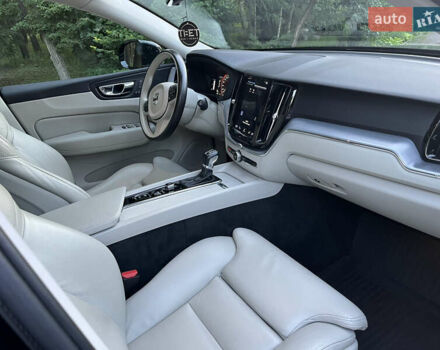 Черный Вольво ХС60, объемом двигателя 1.97 л и пробегом 125 тыс. км за 26000 $, фото 12 на Automoto.ua