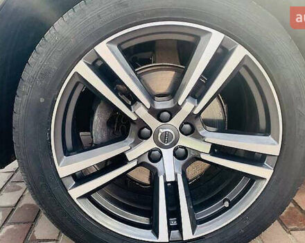 Чорний Вольво ХС60, об'ємом двигуна 1.97 л та пробігом 60 тис. км за 23000 $, фото 6 на Automoto.ua