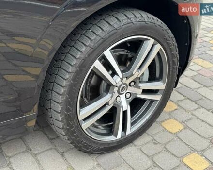 Черный Вольво ХС60, объемом двигателя 2 л и пробегом 82 тыс. км за 26999 $, фото 71 на Automoto.ua