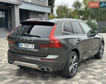 Чорний Вольво ХС60, об'ємом двигуна 1.97 л та пробігом 90 тис. км за 27200 $, фото 7 на Automoto.ua