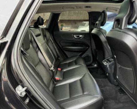 Чорний Вольво ХС60, об'ємом двигуна 2 л та пробігом 42 тис. км за 10600 $, фото 9 на Automoto.ua