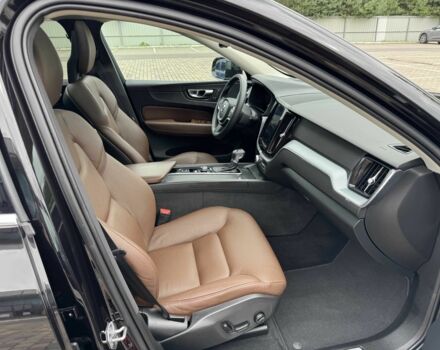 Чорний Вольво ХС60, об'ємом двигуна 2 л та пробігом 82 тис. км за 26999 $, фото 20 на Automoto.ua