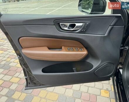 Черный Вольво ХС60, объемом двигателя 2 л и пробегом 82 тыс. км за 26999 $, фото 39 на Automoto.ua