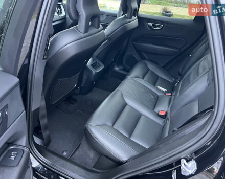 Чорний Вольво ХС60, об'ємом двигуна 1.97 л та пробігом 119 тис. км за 25300 $, фото 16 на Automoto.ua