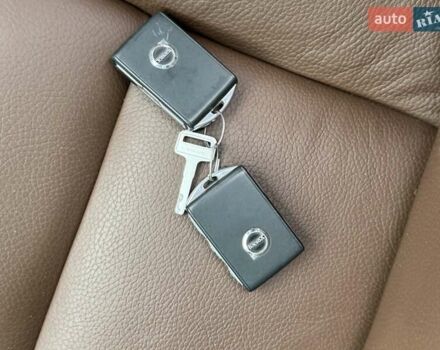 Черный Вольво ХС60, объемом двигателя 2 л и пробегом 82 тыс. км за 26999 $, фото 24 на Automoto.ua