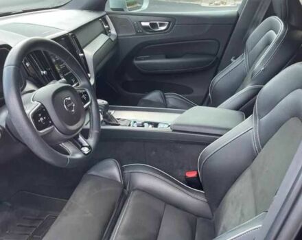 Чорний Вольво ХС60, об'ємом двигуна 2 л та пробігом 61 тис. км за 14000 $, фото 5 на Automoto.ua