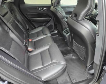 Чорний Вольво ХС60, об'ємом двигуна 2 л та пробігом 37 тис. км за 13400 $, фото 13 на Automoto.ua