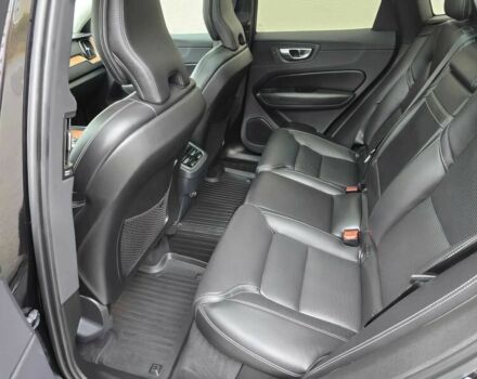 Черный Вольво ХС60, объемом двигателя 2 л и пробегом 47 тыс. км за 8700 $, фото 13 на Automoto.ua