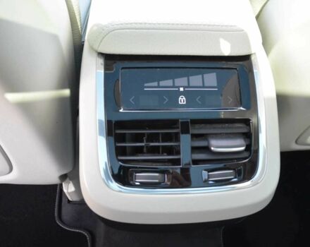 Черный Вольво ХС60, объемом двигателя 2 л и пробегом 87 тыс. км за 16000 $, фото 23 на Automoto.ua