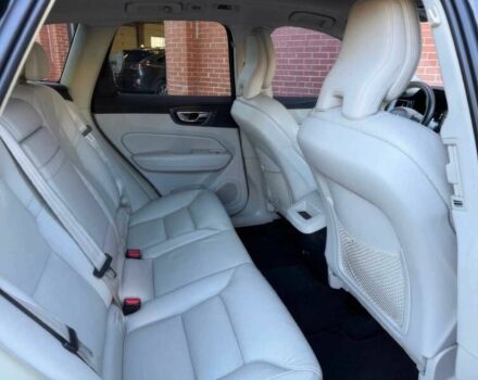 Чорний Вольво ХС60, об'ємом двигуна 2 л та пробігом 42 тис. км за 8900 $, фото 11 на Automoto.ua