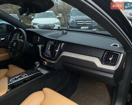 Черный Вольво ХС60, объемом двигателя 1.97 л и пробегом 200 тыс. км за 32000 $, фото 10 на Automoto.ua