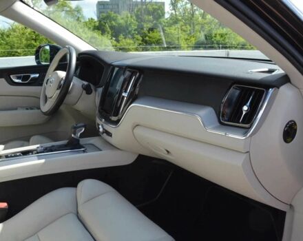 Черный Вольво ХС60, объемом двигателя 2 л и пробегом 87 тыс. км за 16000 $, фото 13 на Automoto.ua