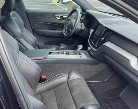 Чорний Вольво ХС60, об'ємом двигуна 2 л та пробігом 61 тис. км за 14000 $, фото 9 на Automoto.ua