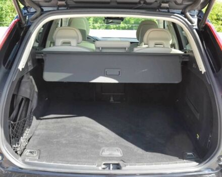 Черный Вольво ХС60, объемом двигателя 2 л и пробегом 87 тыс. км за 16000 $, фото 7 на Automoto.ua