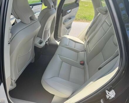 Черный Вольво ХС60, объемом двигателя 2 л и пробегом 39 тыс. км за 12800 $, фото 13 на Automoto.ua