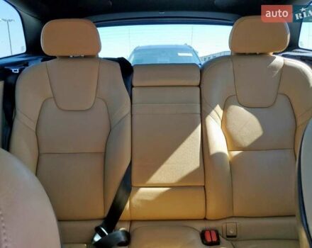 Вольво ХС60 2020 в Черкассах на Automoto.ua Черный Вольво ХС60, объемом двигателя 2 л и пробегом 130 тыс. км за 10200 $, фото 9 на Automoto.ua