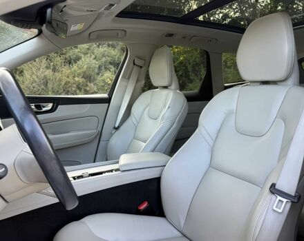 Черный Вольво ХС60, объемом двигателя 2 л и пробегом 30 тыс. км за 9900 $, фото 8 на Automoto.ua