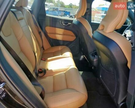 Черный Вольво ХС60, объемом двигателя 2 л и пробегом 130 тыс. км за 10200 $, фото 10 на Automoto.ua