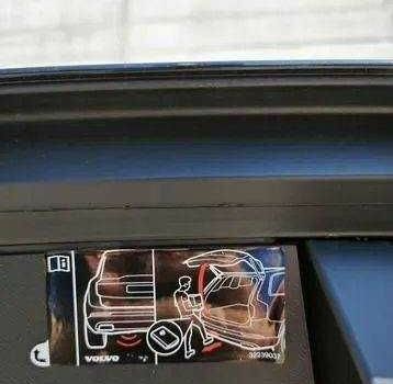 Черный Вольво ХС60, объемом двигателя 0 л и пробегом 78 тыс. км за 43000 $, фото 19 на Automoto.ua