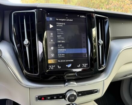 Черный Вольво ХС60, объемом двигателя 2 л и пробегом 30 тыс. км за 9900 $, фото 10 на Automoto.ua