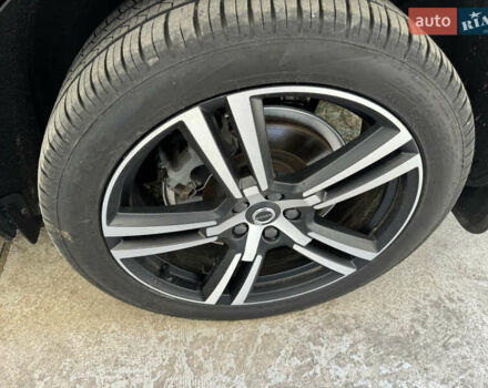 Чорний Вольво ХС60, об'ємом двигуна 1.97 л та пробігом 73 тис. км за 39000 $, фото 8 на Automoto.ua