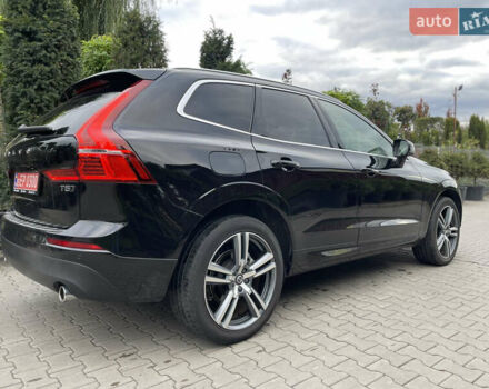 Вольво ХС60 2021 в Луцке на Automoto.ua Черный Вольво ХС60, объемом двигателя 2 л и пробегом 24 тыс. км за 35000 $, фото 6 на Automoto.ua