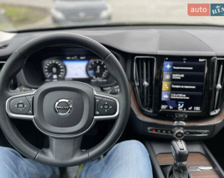 Вольво ХС60 2021 в Луцке на Automoto.ua Черный Вольво ХС60, объемом двигателя 2 л и пробегом 24 тыс. км за 35000 $, фото 41 на Automoto.ua
