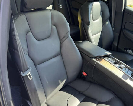 Чорний Вольво ХС60, об'ємом двигуна 1.97 л та пробігом 73 тис. км за 39000 $, фото 16 на Automoto.ua