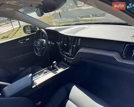 Чорний Вольво ХС60, об'ємом двигуна 1.97 л та пробігом 73 тис. км за 39000 $, фото 17 на Automoto.ua