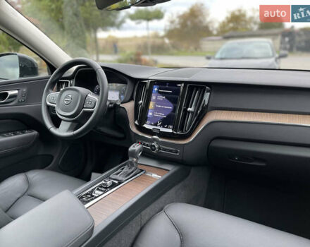 Вольво ХС60 2021 в Луцке на Automoto.ua Черный Вольво ХС60, объемом двигателя 2 л и пробегом 24 тыс. км за 35000 $, фото 22 на Automoto.ua