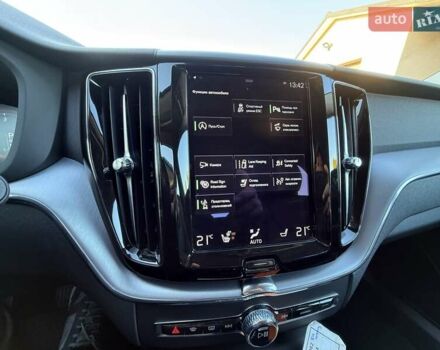 Чорний Вольво ХС60, об'ємом двигуна 2 л та пробігом 244 тис. км за 29700 $, фото 38 на Automoto.ua