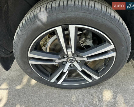 Чорний Вольво ХС60, об'ємом двигуна 1.97 л та пробігом 73 тис. км за 39000 $, фото 9 на Automoto.ua