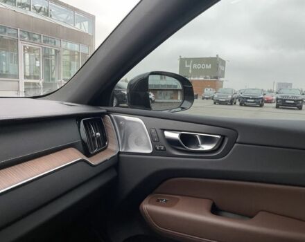 Черный Вольво ХС60, объемом двигателя 2 л и пробегом 45 тыс. км за 49000 $, фото 5 на Automoto.ua