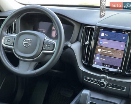 Вольво ХС60 2023 в Черновцах на Automoto.ua Черный Вольво ХС60, объемом двигателя 2 л и пробегом 29 тыс. км за 39000 $, фото 7 на Automoto.ua