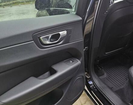 Черный Вольво ХС60, объемом двигателя 2 л и пробегом 35 тыс. км за 57000 $, фото 3 на Automoto.ua