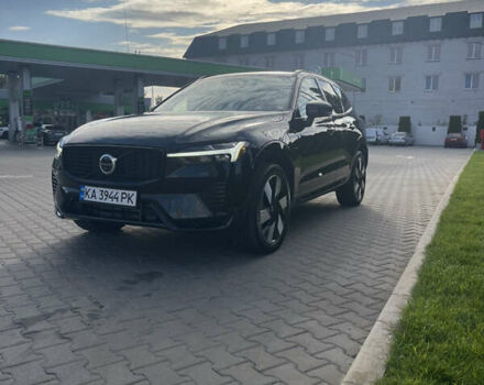 Вольво ХС60 2024 в Киеве на Automoto.ua Черный Вольво ХС60, объемом двигателя 2 л и пробегом 5 тыс. км за 57000 $, фото 9 на Automoto.ua