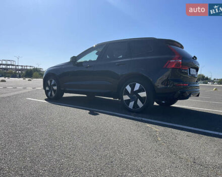 Вольво ХС60 2024 в Киеве на Automoto.ua Черный Вольво ХС60, объемом двигателя 2 л и пробегом 5 тыс. км за 57000 $, фото 16 на Automoto.ua